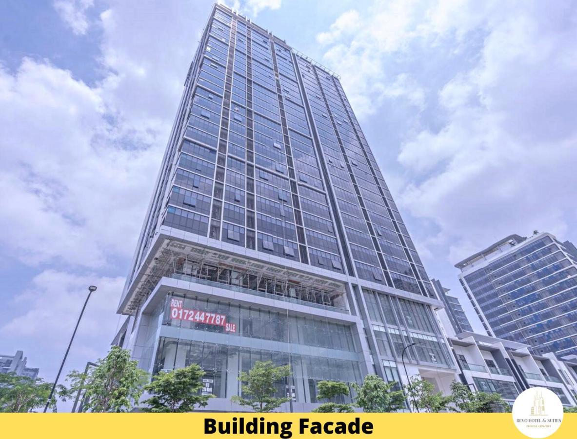Revo Hotel & Suites Kuala Lumpur Bukit Jalil By The Cynefin Exterior photo
