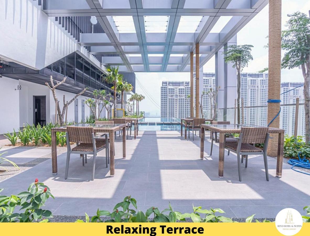 Revo Hotel & Suites Kuala Lumpur Bukit Jalil By The Cynefin Exterior photo